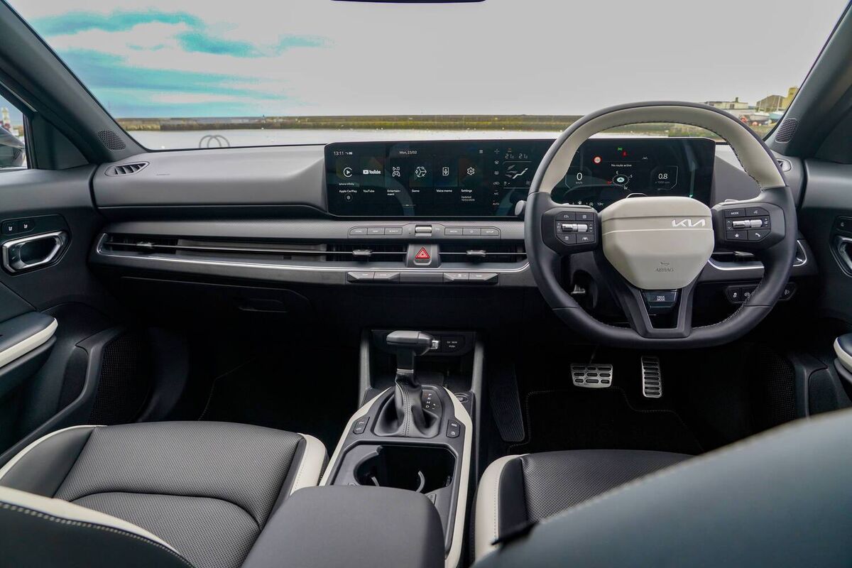 The Kia K4 has a spacious interior, good spec, a decent enough boot and very good ride and handling traits. The Kia K4 has a spacious interior, good spec, a decent enough boot and very good ride and handling traits.
