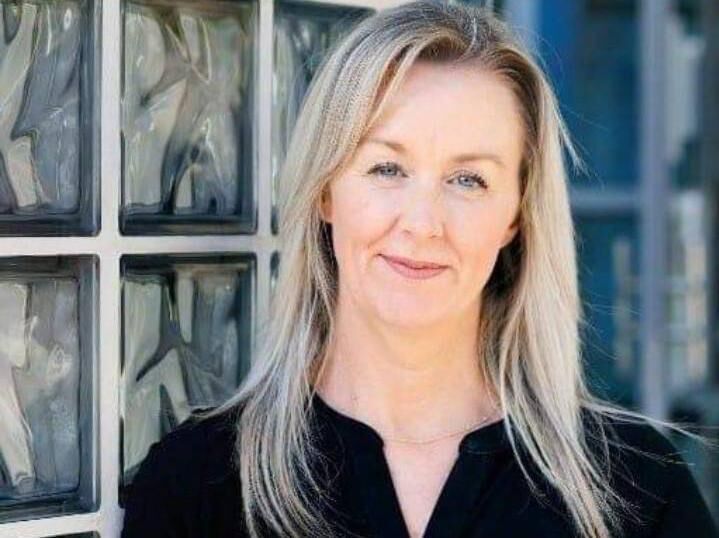 Michelle Dunne: By including femicide as part of the overall plot of a book, rather than just an isolated case of murder, we’re shining a light on some of the darker elements that exist in our society, which, as an author, I feel really strongly about. 