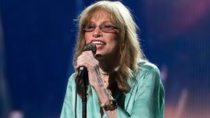 <p>Carly Simon performs during the 2017 Tribeca Film Festival in New York (Charles Sykes/Invision/AP)</p>