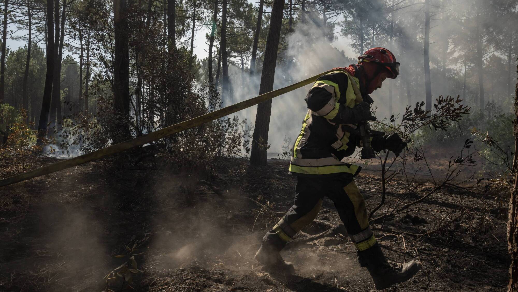 4,000 people evacuated from tourist sites as France faces 'toughest' situation since Second World War