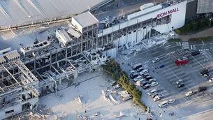 <p>This aerial image shows the damaged AEON Mall after an earthquake in Kashima, Kumamoto prefecture, southern Japan on Tuesday. Photo: Kyodo News via AP</p>