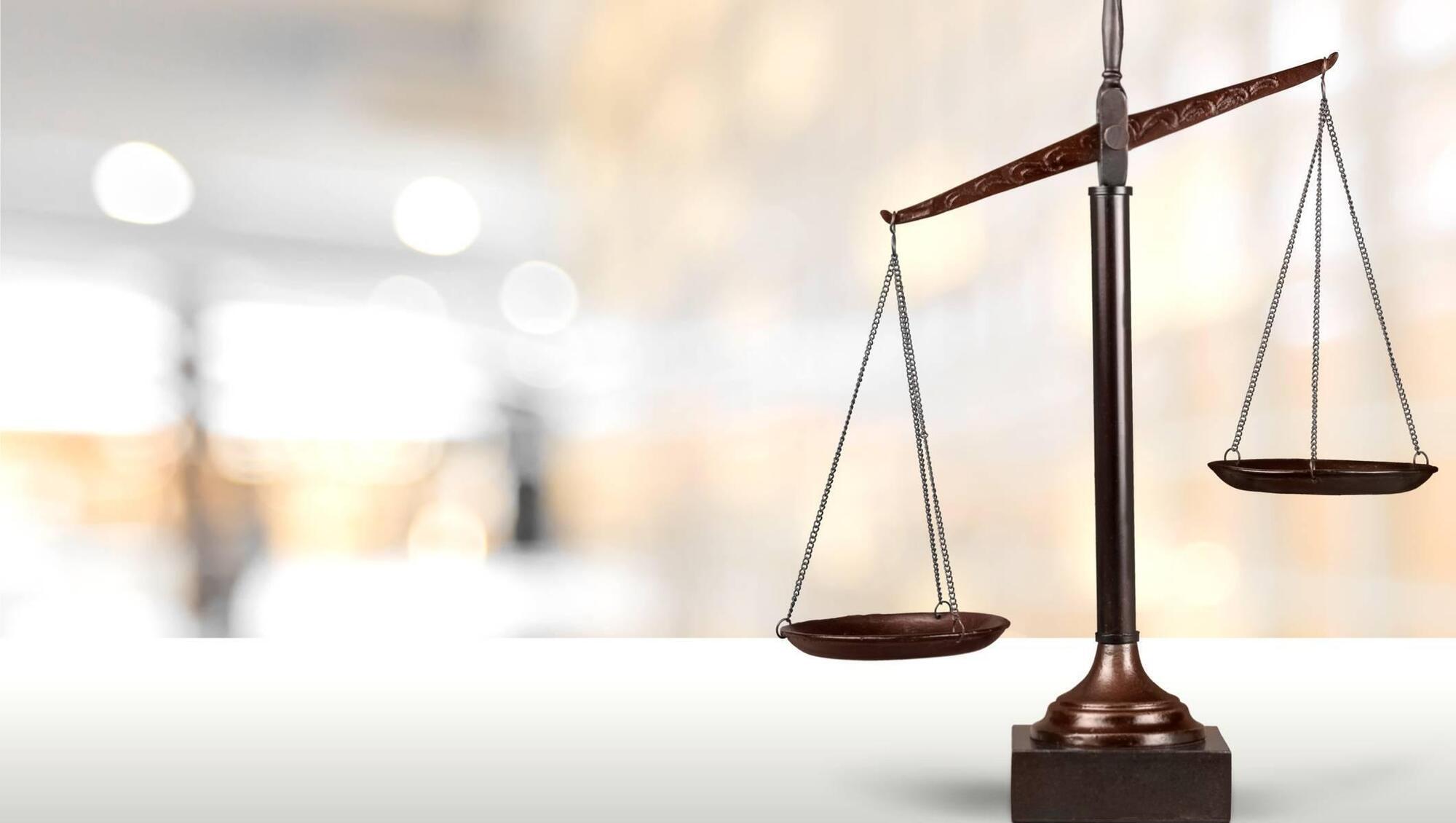 Solicitors to continue industrial action while engaging with justice minister