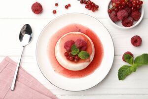 Meadowsweet Panna Cotta