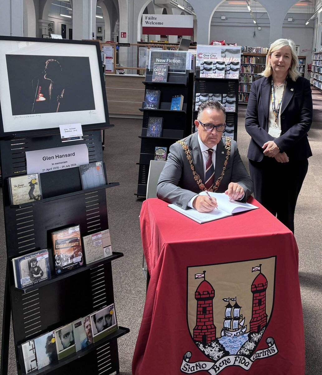 Lord Mayor of Cork, Cllr. Damian Boylan and Rebecca Loughry, Director of Services, Cork City Council pictured at the opening of the Book of Condolence for Glen Hansard, at the City Library on Grand Parade.