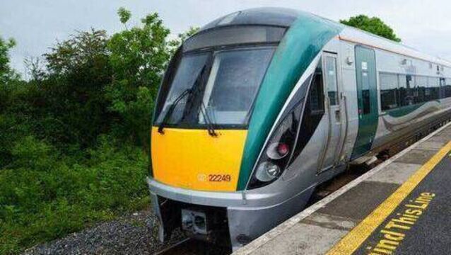 <p>The new Dunkettle station will be served by two commuter lines, Cork-Cobh and Cork-Midleton, providing an initial 15-minute service.</p>