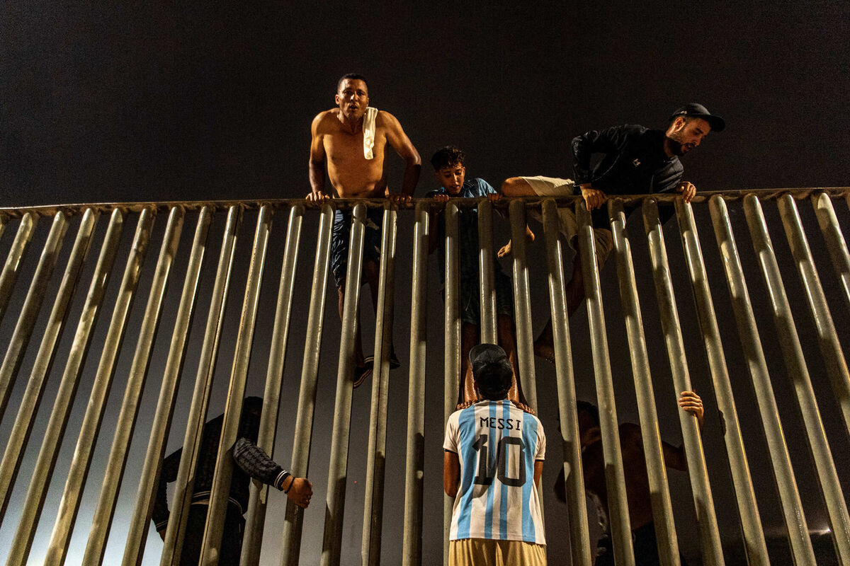 Migrants try to cross from Morocco into the Spanish enclave of Ceuta, Friday, July 31, 2026. (AP Photo/Antonio Sempere) Migrants try to cross from Morocco into the Spanish enclave of Ceuta, Friday, July 31, 2026. (AP Photo/Antonio Sempere)