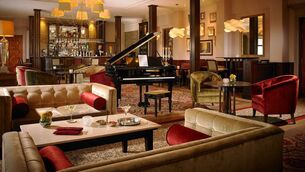 <p>A large county of lush green landscapes, mountains, lakes, coastal walks, and even its own fjord - there is much to do in Mayo.</p>