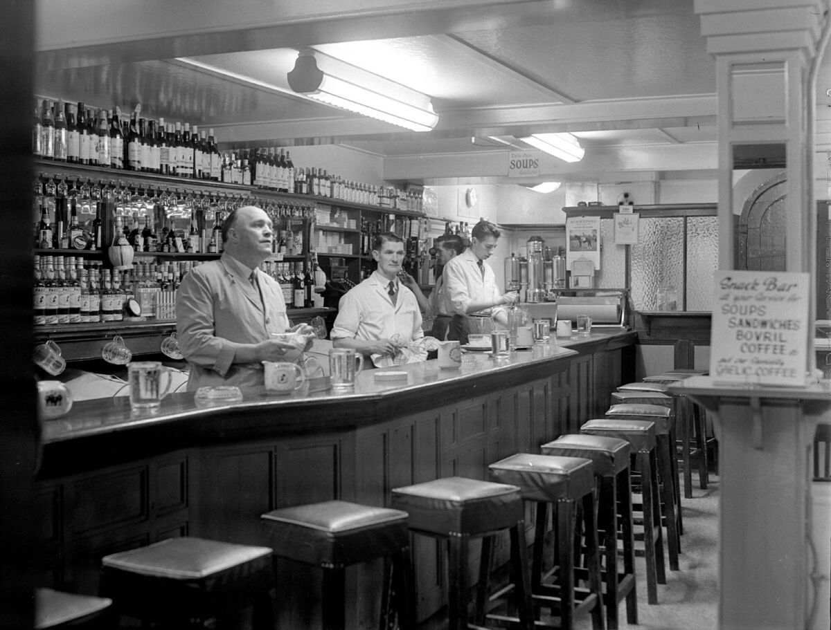 Kealy's Bar on Faulkner's Lane (now Opera Lane) off St Patrick's Street in Cork city centre in 1959. Picture: Irish Examiner Archive Kealy's Bar on Faulkner's Lane (now Opera Lane) off St Patrick's Street in Cork city centre in 1959. Picture: Irish Examiner Archive
