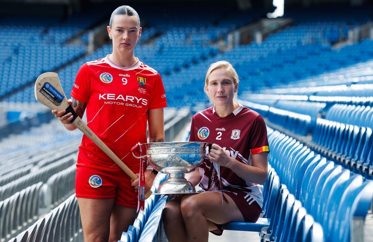 Cork's Ashling Thompson and Galway's Shauna Healy. Pic: ©INPHO/James Crombie. Cork's Ashling Thompson and Galway's Shauna Healy. Pic: ©INPHO/James Crombie.