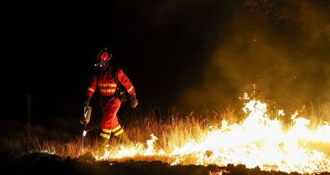 GettyImages-2287944603.jpg Firefighters Race To Contain Blazes In Madrid Region As New Heatwave Arrives