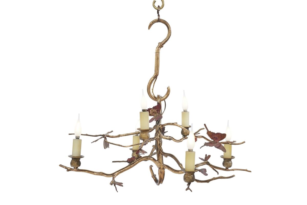 'Structure végétale aux papillons', chandelier by Claude Lalanne, at Christie's. 'Structure végétale aux papillons', chandelier by Claude Lalanne, at Christie's.