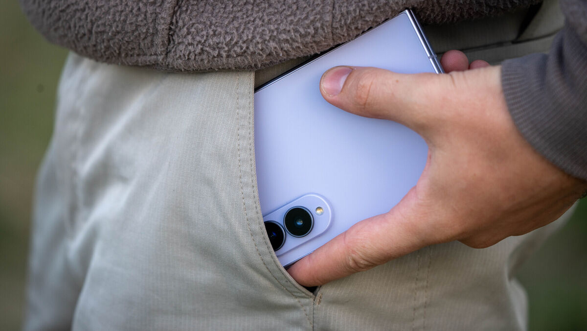 The Galaxy Z Fold 8 is Samsung’s lightest foldable yet, offering a slim profile that fits effortlessly into even the tightest pockets. Picture: Noel Campion