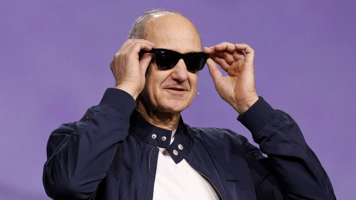 An immersive experience or worrying development? How Meta’s smartglasses divide opinion
