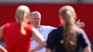<p>TOUGH TEST: Munster Rugby Women's head coach Matt Brown speaks to his players. Pic: ©INPHO/Tom O'Hanlon.</p>