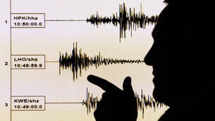 4914818 Earthquake hits Manchester