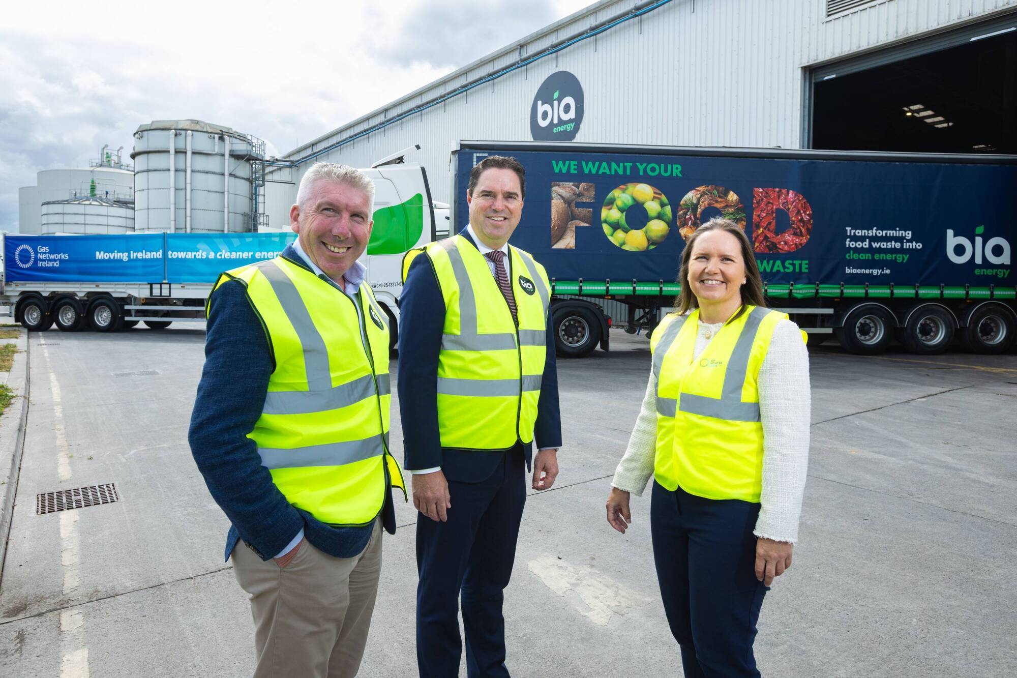 Bia Energy CEO Brendan Traynor, Minister for Agriculture Food and the Marine Martin Heydon TD, GNI Karen Doyle. Picture by Shane O'Neill, Coalesce.