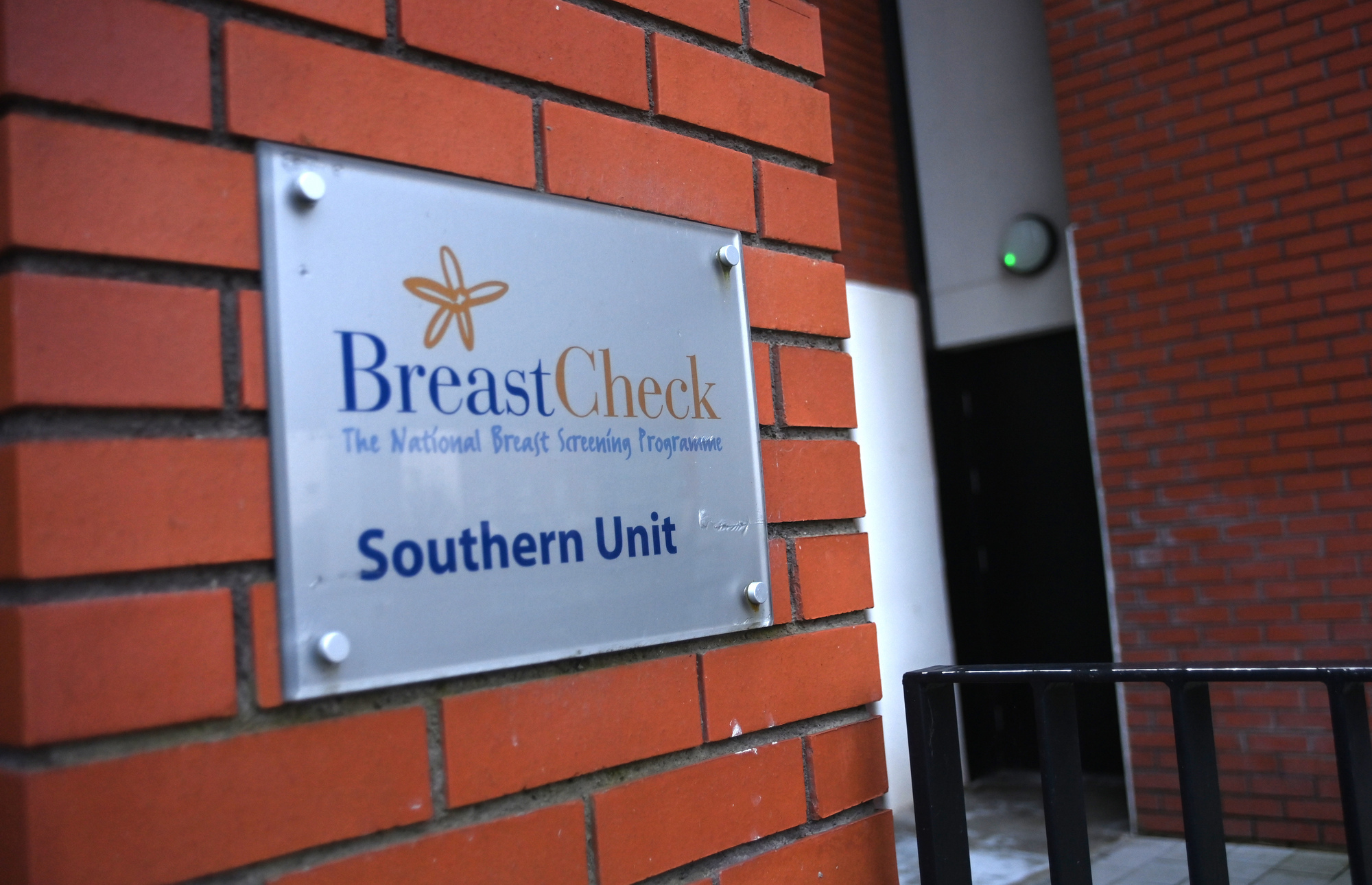 Nearly 20,000 Seek Clarity on Cancer Screening in Ireland