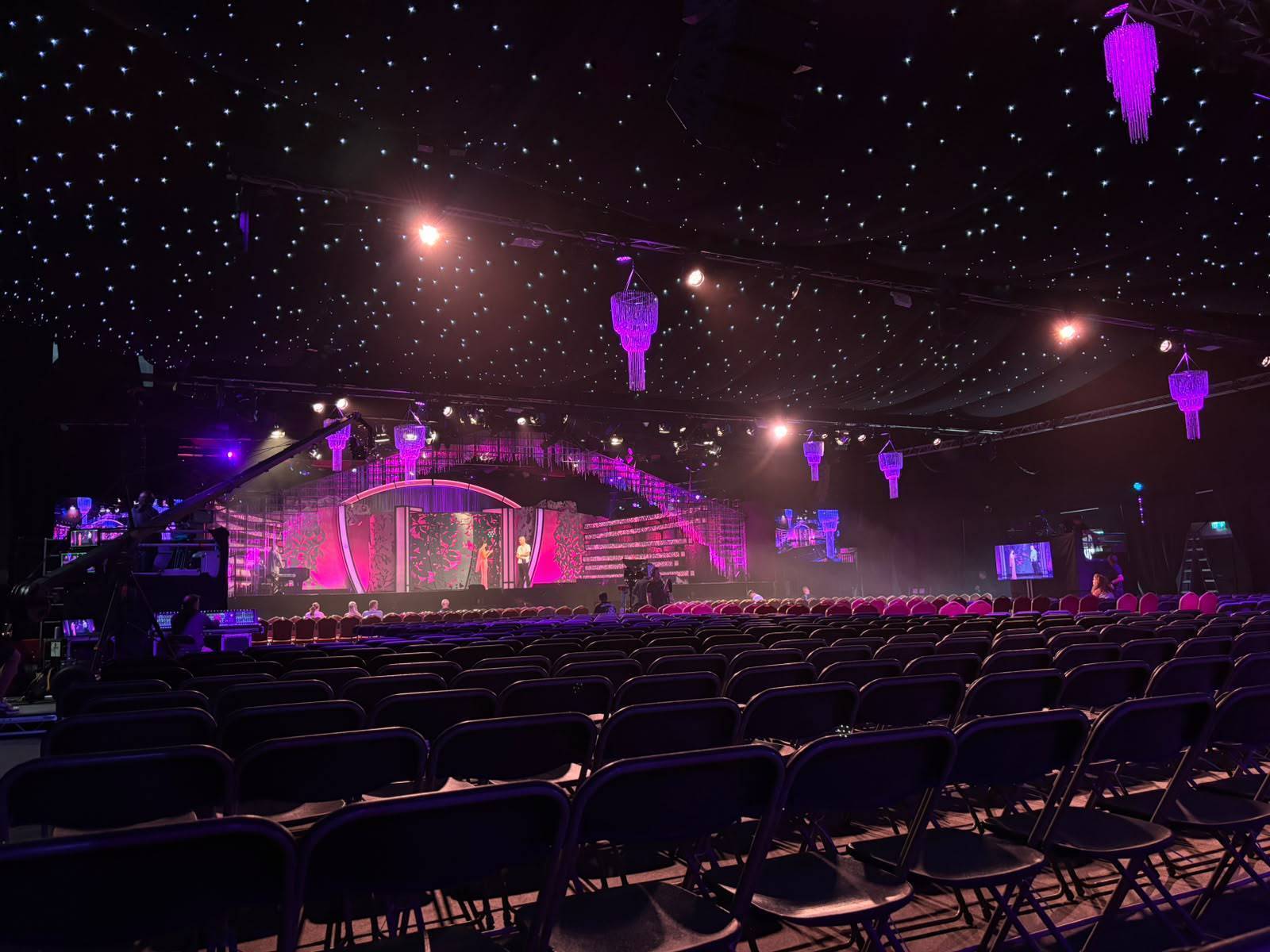 Rose of Tralee: Rehearsals underway as roses prepare to showcase their talents