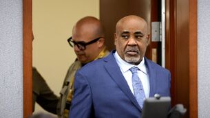 Duane Davis arrives in the courtroom for his murder trial over the 1996 killing of rapper Tupac Shakur (Steve Marcus/Pool via AP)
