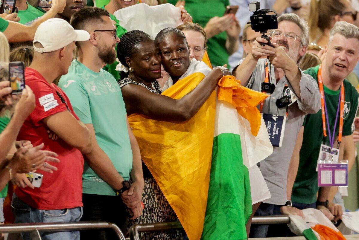 Ireland’s Rhasidat Adeleke celebrates with family after winning a silver medal in the 200m at the European Championships. Pic: ©INPHO/Morgan Treacy