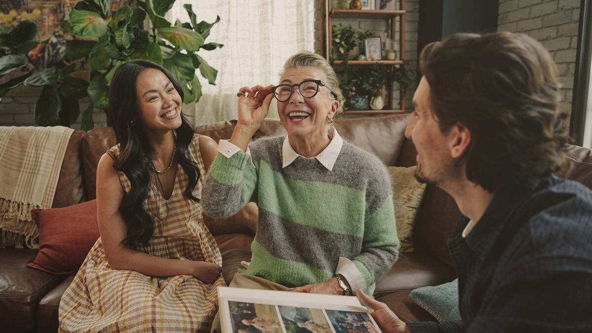You can use the MemoMind One smart glasses to communicate globally with the 26-language AI Translator. Picture: Xgimi You can use the MemoMind One smart glasses to communicate globally with the 26-language AI Translator. Picture: Xgimi