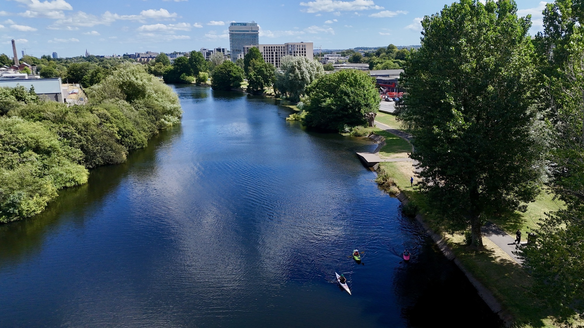  Kayakers head upriver on the River Lee at the Lee Fields, Cork city on a sunny summer afternoon, as the fine weather continues. Picture: Larry Cummins
