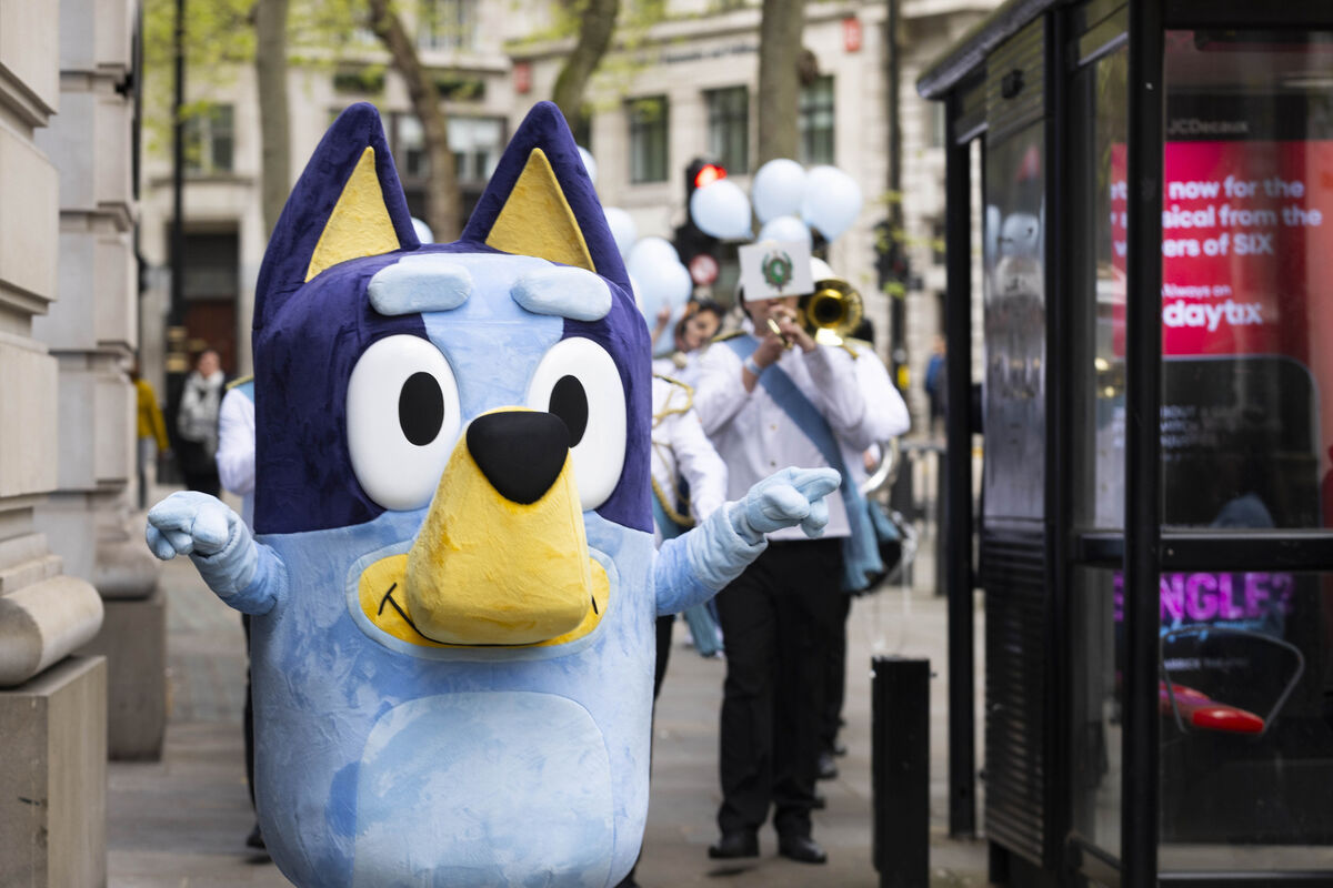 Bluey’s annoyingly perfect dad Bandit leaves real fathers feeling inadequate. Bluey’s annoyingly perfect dad Bandit leaves real fathers feeling inadequate.