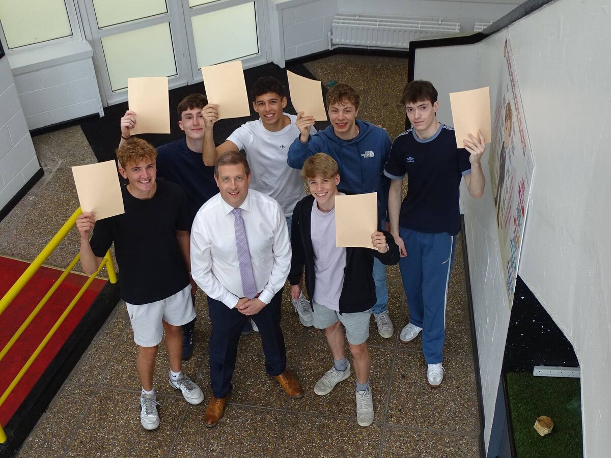 Peter Creagh, Alessandro Siynardi, Mr David Lordon (Principal) Aaron Sidhu, Luke MacMullan, Ethan Wyse, Daniel Fitzsimons. Picture: Christian Brothers College in Cork Peter Creagh, Alessandro Siynardi, Mr David Lordon (Principal) Aaron Sidhu, Luke MacMullan, Ethan Wyse, Daniel Fitzsimons. Picture: Christian Brothers College in Cork