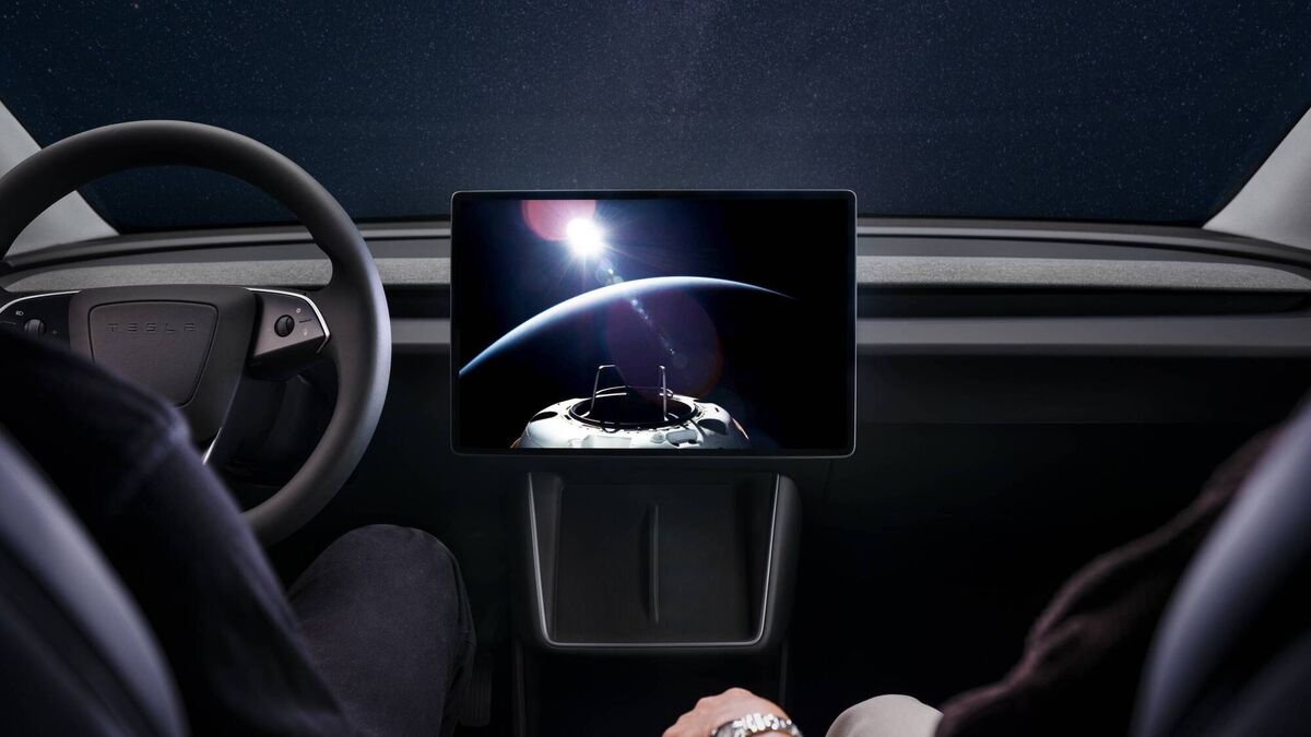 Of the new Model Y – this is the second iteration – Tesla maintains it is more user-friendly, better to drive and more comfortable than the last one; it also says it’s more efficient than previously. Of the new Model Y – this is the second iteration – Tesla maintains it is more user-friendly, better to drive and more comfortable than the last one; it also says it’s more efficient than previously.