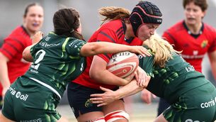 <p>Connacht’s Uillian Eilian and Sally Kelly of Munster. Pic: ©INPHO/James Crombie</p>