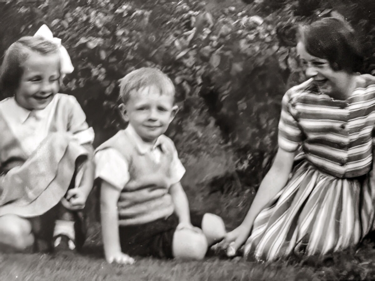 Joan, Dermot and Geraldine Plunkett Joan, Dermot and Geraldine Plunkett