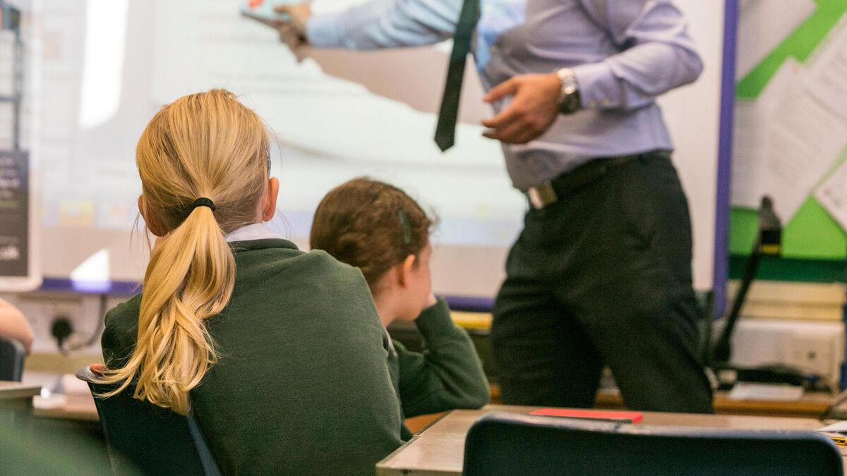 School principals suffer from 'stress and burnout' due to high demands of role, new study finds