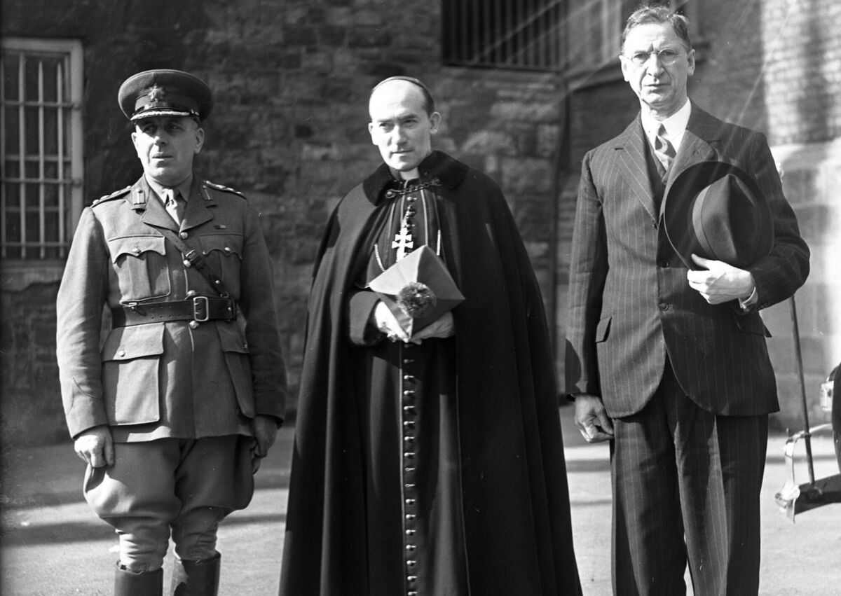 Éamon de Valera and Archbishop McQuaid. Picture: Independent News and Media/Getty Éamon de Valera and Archbishop McQuaid. Picture: Independent News and Media/Getty