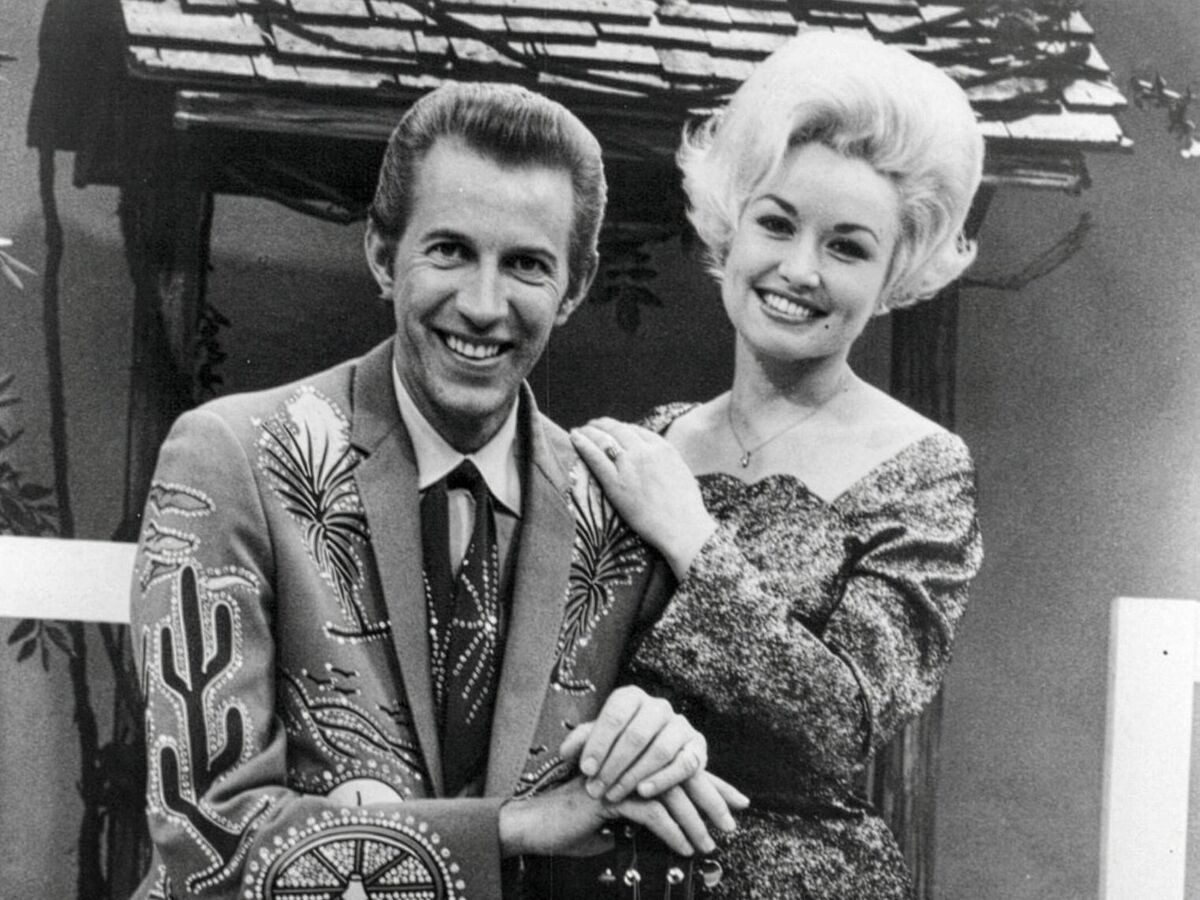  Porter Wagoner and Dolly Parton in 1969. 
