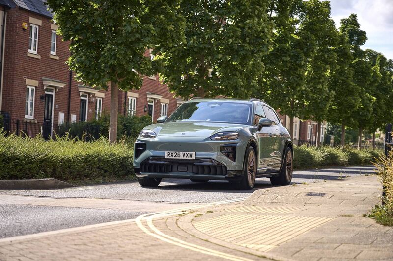Porsche Cayenne Turbo Electric