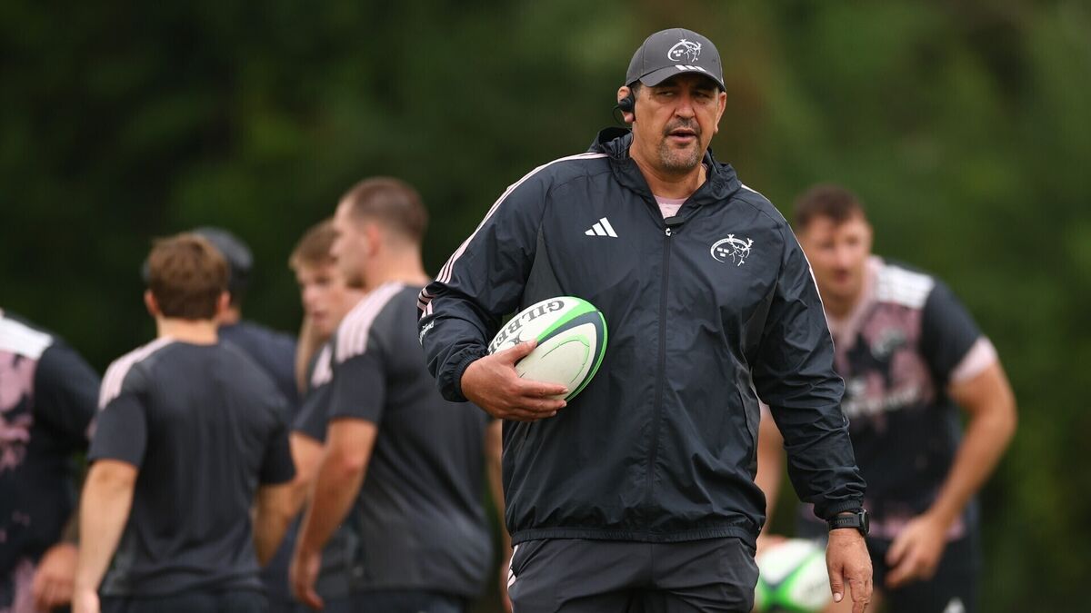 Munster to field two different teams in La Rochelle clash