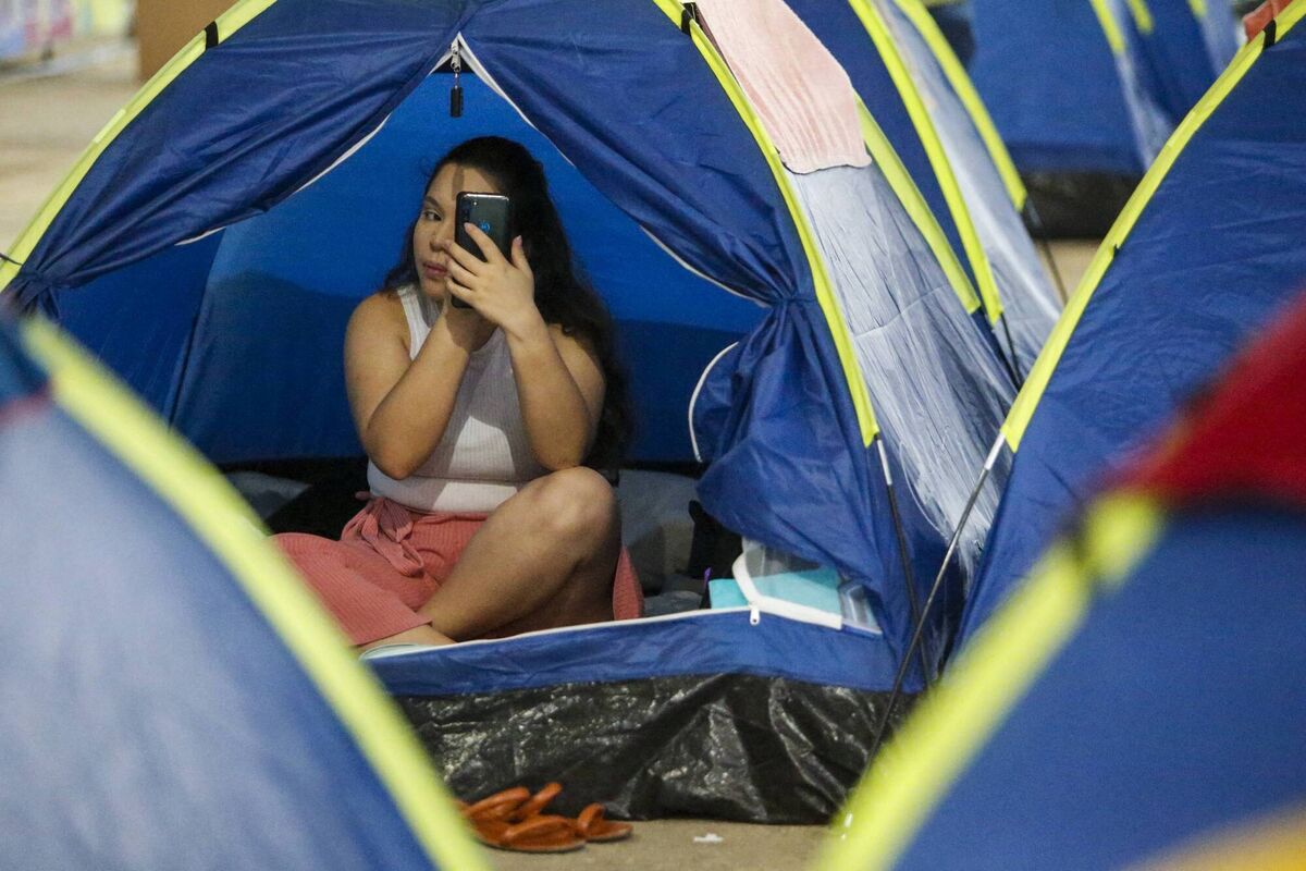 A properly pitched tent will be your best move all weekend. Picture: Miguel Schincariol/AFP via Getty Images A properly pitched tent will be your best move all weekend. Picture: Miguel Schincariol/AFP via Getty Images