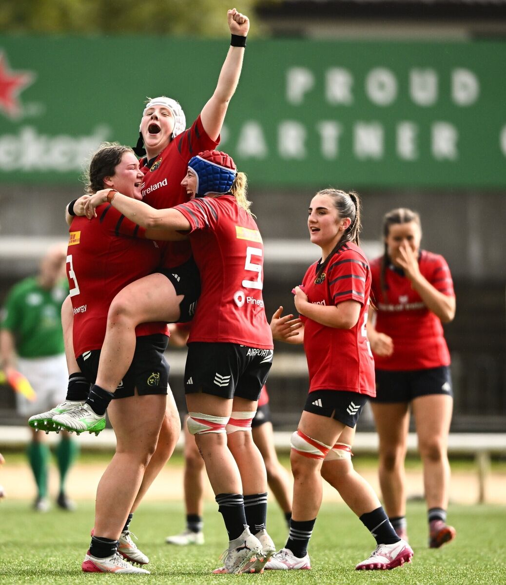 Munster players, from left, Eilís Cahill, Beth Buttimer and Aoibhe O’Flynn celebrate. Pic: Shauna Clinton/Sportsfile Munster players, from left, Eilís Cahill, Beth Buttimer and Aoibhe O’Flynn celebrate. Pic: Shauna Clinton/Sportsfile