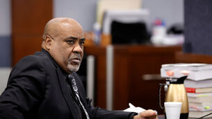 Duane Davis sits at the defense table during a break in closing arguments during his murder trial, related to the 1996 killing of rapper Tupac Shakur, in Clark County District Court at the Regional Justice Center in Las Vegas, Monday, Aug. 31, 2026. (Steve Marcus/Pool Photo via AP) Duane Davis sits at the defense table during a break in closing arguments during his murder trial, related to the 1996 killing of rapper Tupac Shakur, in Clark County District Court at the Regional Justice Center in Las Vegas, Monday, Aug. 31, 2026. (Steve Marcus/Pool Photo via AP)