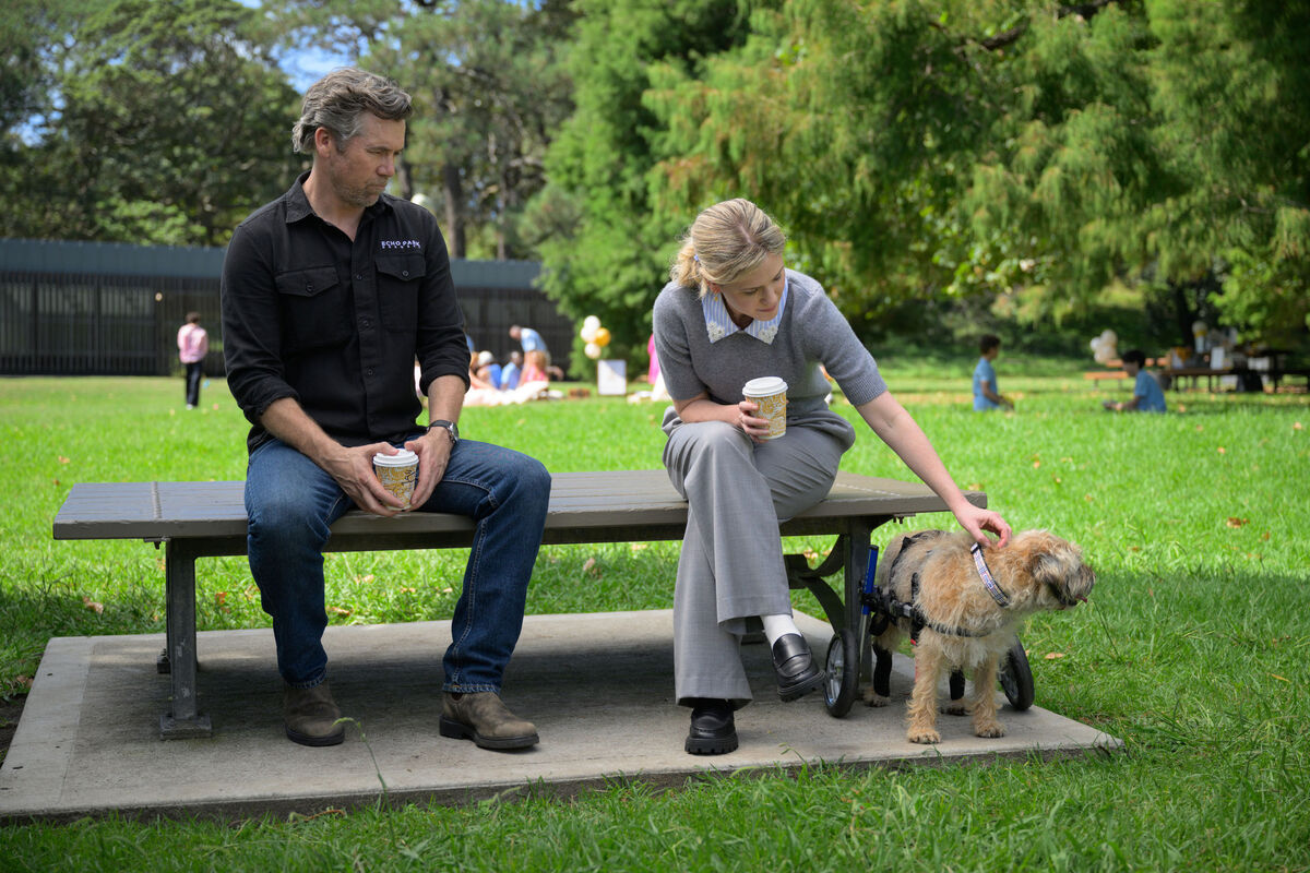 Gordon (Patrick Bramall) and Ashley (Harriet Dyer) with Colin in 'Colin From Accounts' season 3