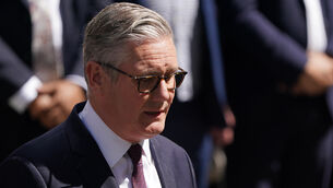 <p>Outgoing Prime Minister Sir Keir Starmer issues a statement outside 10 Downing Street ahead of the arrival of new Prime Minister Andy Burnham. Picture date: Monday July 20, 2026.</p>
