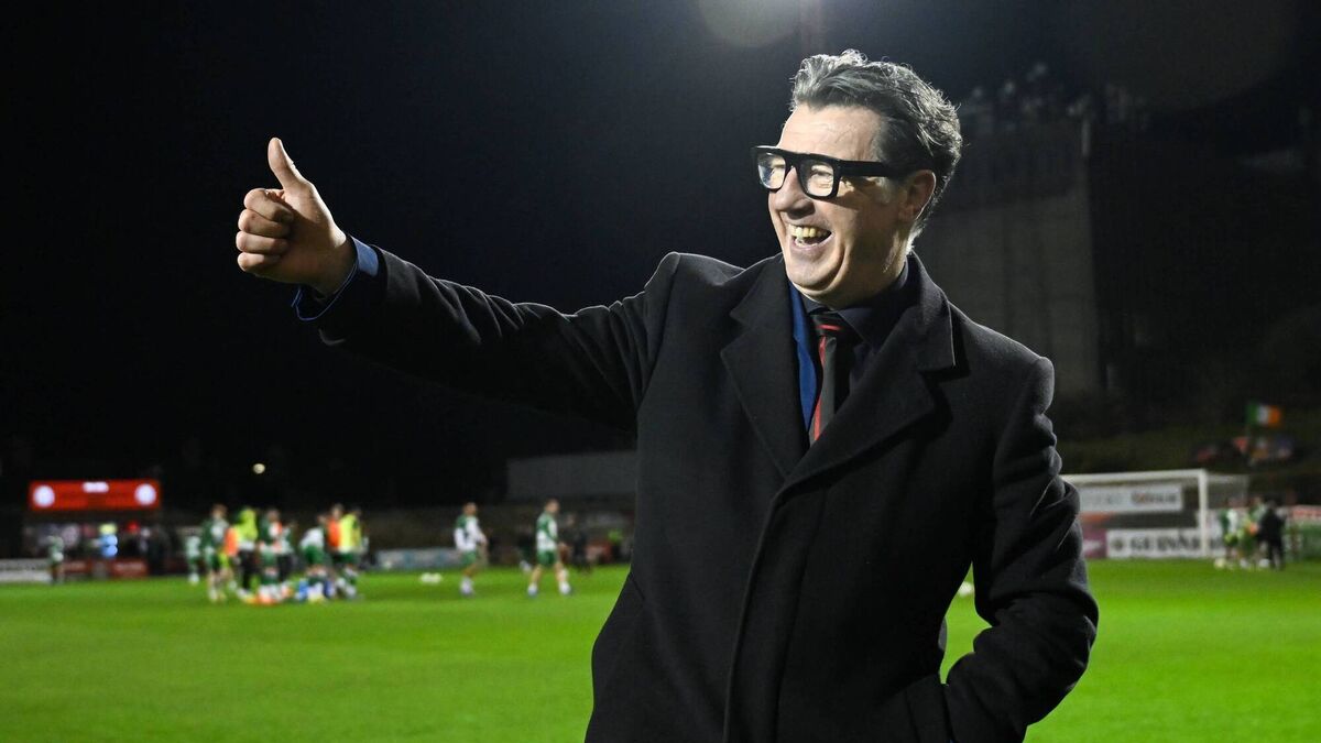 Roddy Collins' Ebbsfleet given all-clear to start season