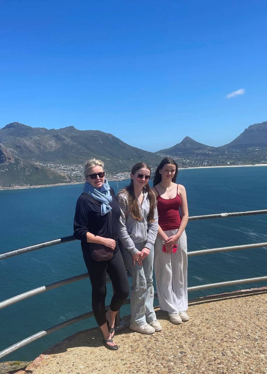 Suzanne Campbell with her daughters in South Africa Suzanne Campbell with her daughters in South Africa