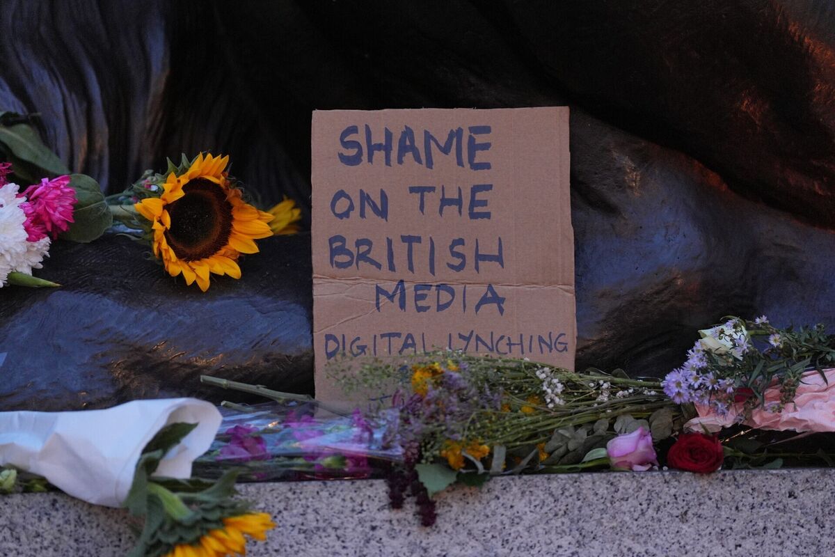 Tributes left after a vigil, organised by campaign group Stand Up to Racism, for Professor Jason Arday on the steps of the National Gallery in Trafalgar Square, London. Photo: Yui Mok/PA Tributes left after a vigil, organised by campaign group Stand Up to Racism, for Professor Jason Arday on the steps of the National Gallery in Trafalgar Square, London. Photo: Yui Mok/PA