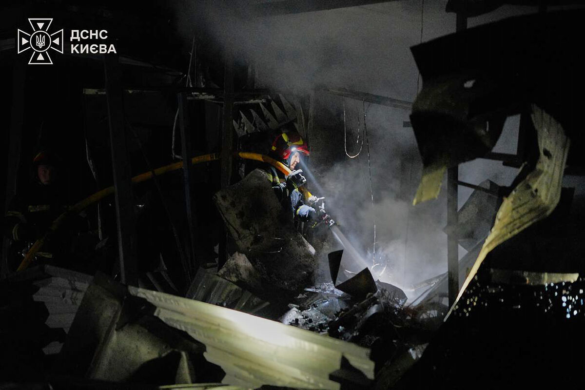 Firefighters put out a fire following a Russian missile attack in Kyiv, Ukraine, Tuesday, Sept. 1, 2026. (Ukrainian Emergency Service via AP) Firefighters put out a fire following a Russian missile attack in Kyiv, Ukraine, Tuesday, Sept. 1, 2026. (Ukrainian Emergency Service via AP)