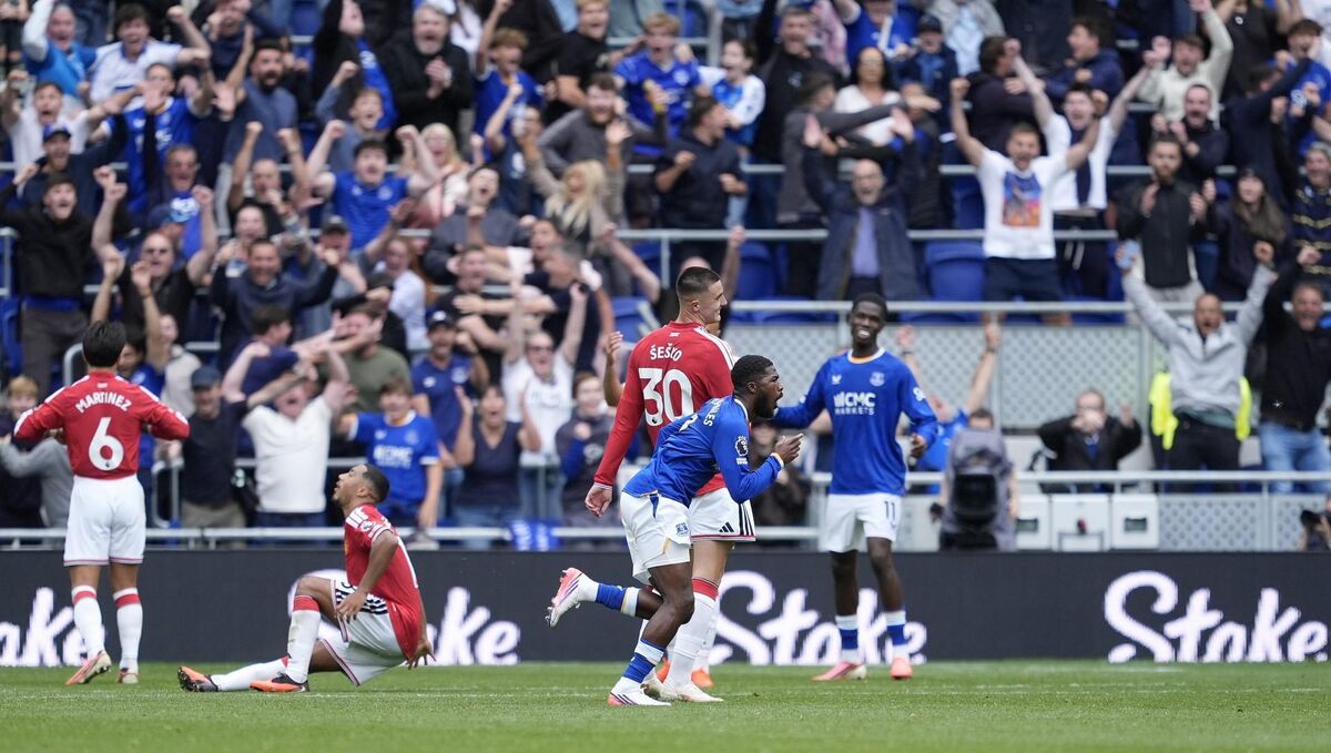 Everton's Ainsley Maitland-Niles celebrates scoring their side's late late equaliser at Hill Dickinson Stadium. Pic: Peter Byrne/PA Wire. Everton's Ainsley Maitland-Niles celebrates scoring their side's late late equaliser at Hill Dickinson Stadium. Pic: Peter Byrne/PA Wire.