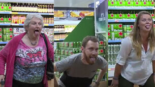 WATCH: Shane Horgan springs Haka on unsuspecting Irish shoppers