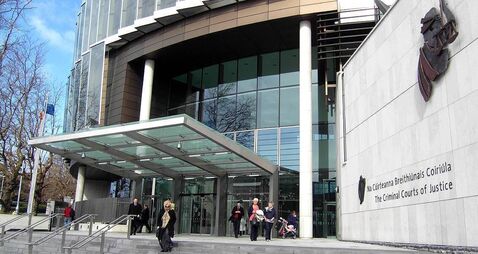 Legal aid certificates fall 93% as Law Society calls for mediator in dispute