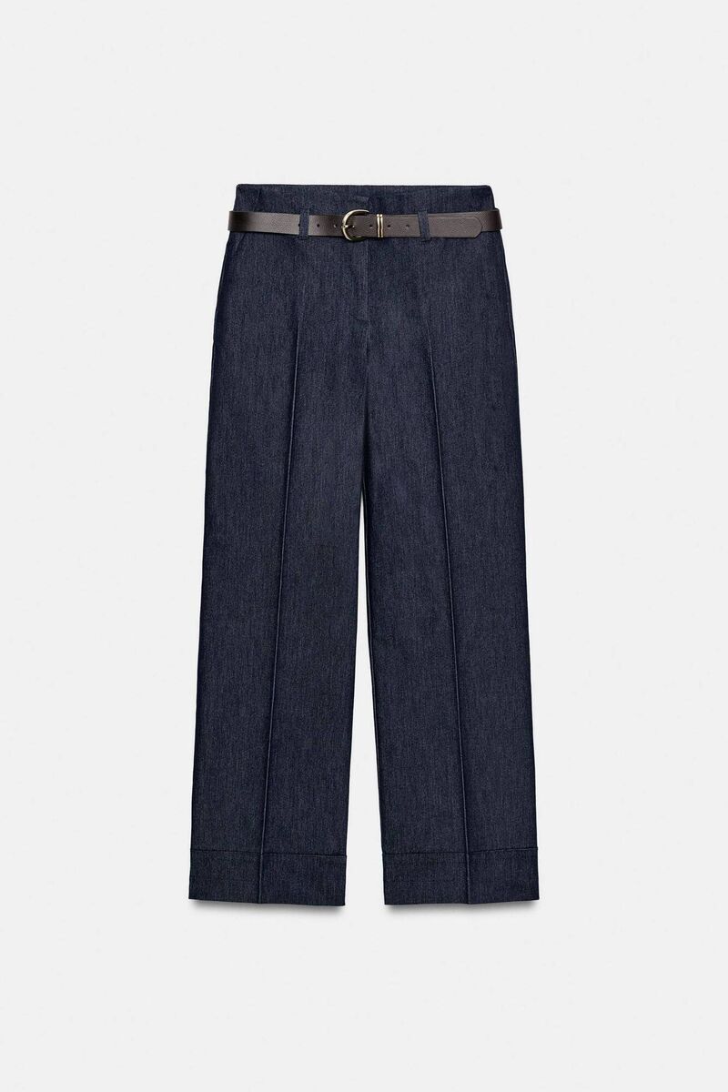 Fashion Turn-Up Hem Cropped Denim Trousers, €39.95, Zara Fashion Turn-Up Hem Cropped Denim Trousers, €39.95, Zara