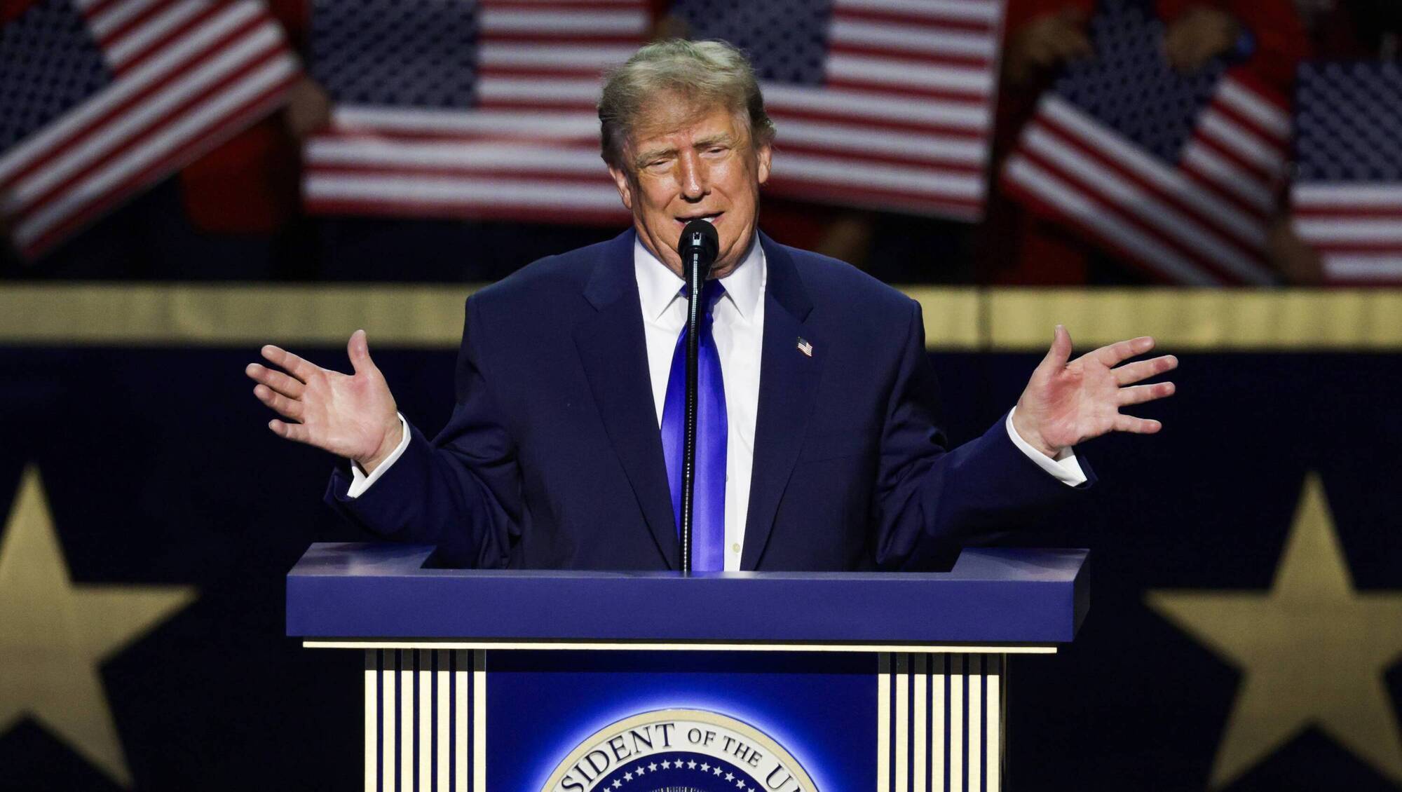 Trump verspricht Amerikanern 5.000 Dollar, „falls die Republikaner ...